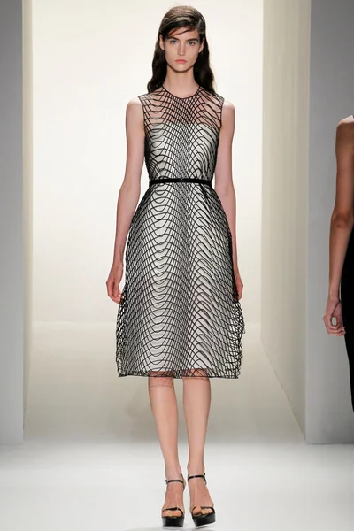 Look 5